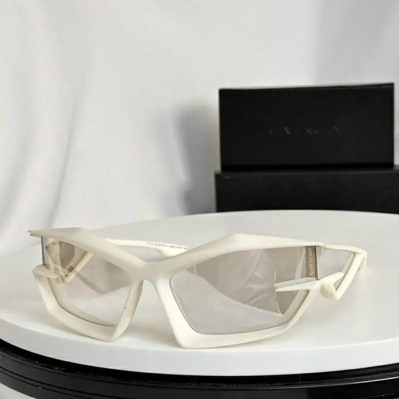 givenchy aaa qualite lunettes de soleil s_11bb0a7